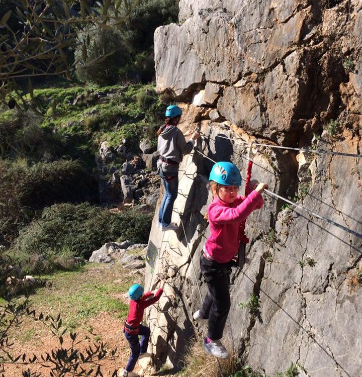 via ferrata Benaojan Infantil general